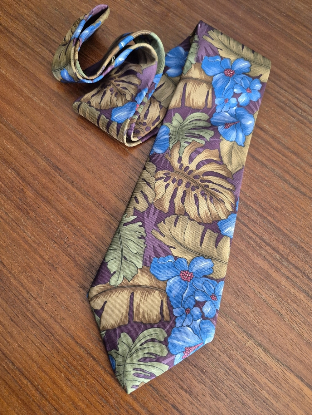 Vintage Tropical Blue And Brown Print Tie